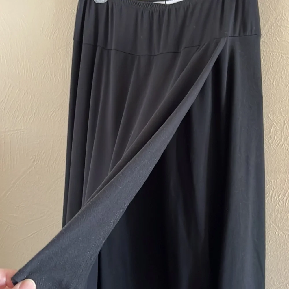 Worthington stretch black mock wrap skirt, polyester rayon spandex, blend size L